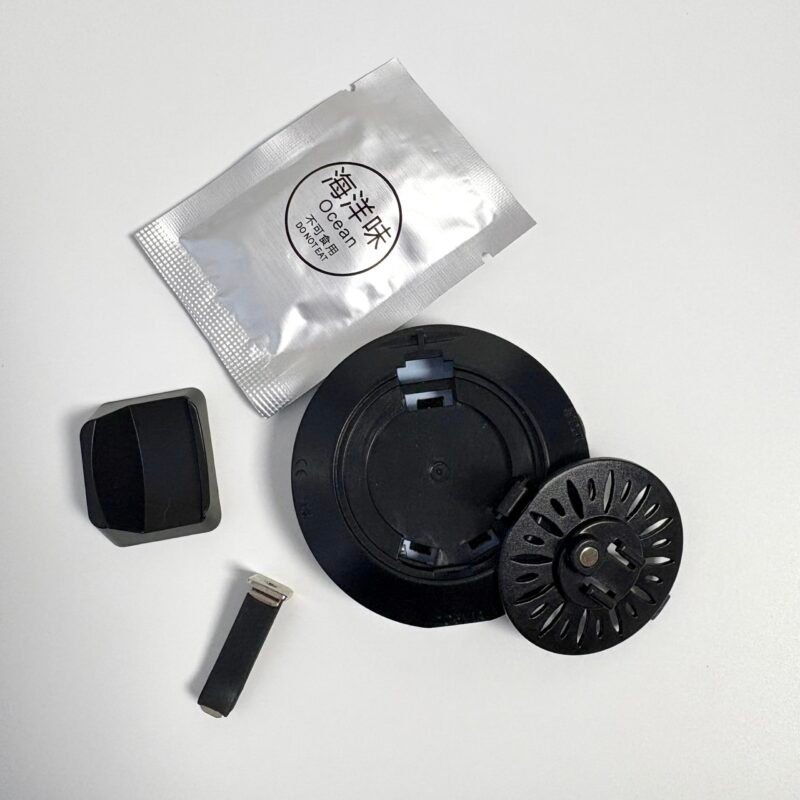 Car magnetic pickup light car aromatherapy ambient light - Image 8