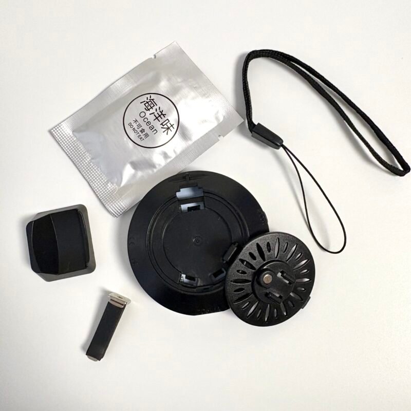 Car magnetic pickup light car aromatherapy ambient light - Image 5