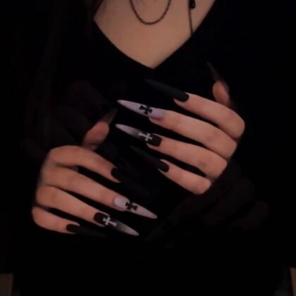 “ Dark Night Cross”