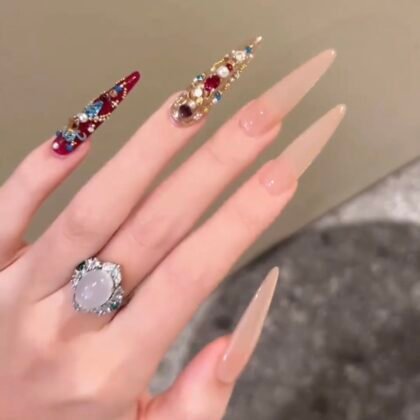 “ Hua Fei’s Feast”